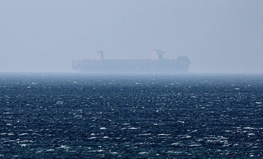 Una naviera de Japón asegura que Irán ha prohibido el tránsito por el estrecho de Ormuz