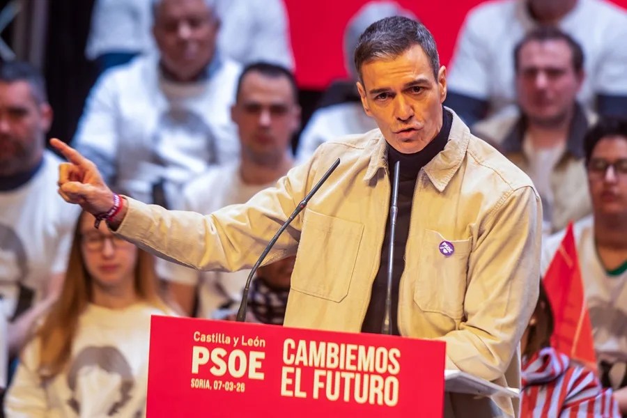 El presidente del Gobierno, Pedro Sánchez, asiste a un acto del partido este sábado en Soria