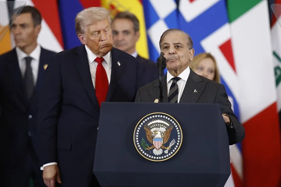 Trump comparte en redes una oferta de Pakistán para mediar entre EE.UU. e Irán