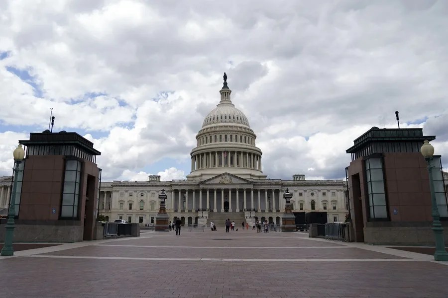 El Senado de EE.UU. rechaza la resolución que pretendía frenar la intervención en Irán
