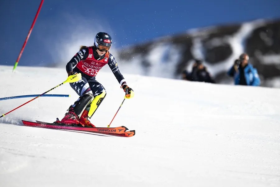 Mikaela Shiffrin gana el eslalon en Are