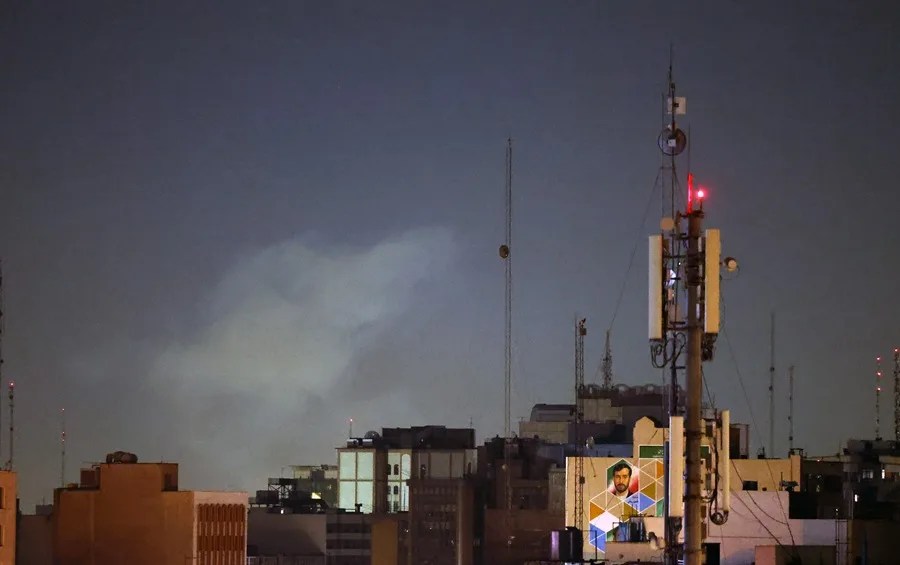 Israel anuncia nueva oleada de ataques contra Irán y se escuchan explosiones en Teherán