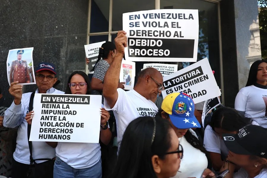 Familiares de presos políticos exigen el cumplimiento fiel de la Ley de Amnistía en Venezuela