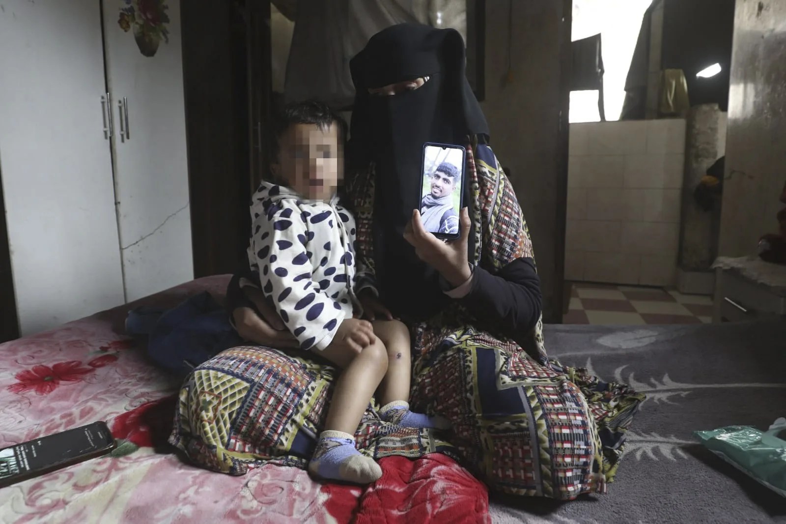 El bebé gazatí Jawad conoce a su corta edad lo que implica vivir bajo una ocupación militar: disparos del Ejército israelí, la detención de su padre y la suya y, según el relato de familiares y documentos médicos, el maltrato físico a manos de soldados.