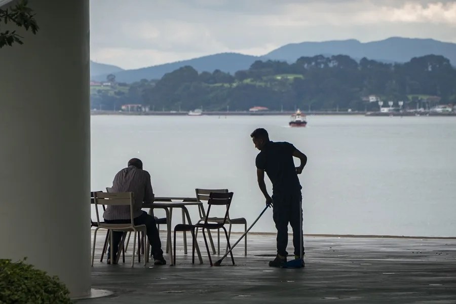 CONTRATOS SEMANA SANTA