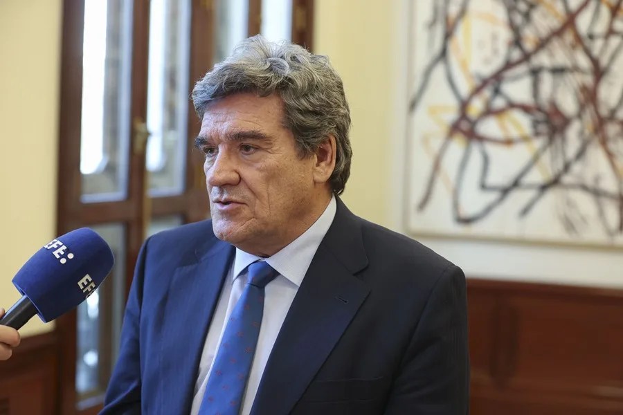 ESCRIVA MEDIDAS ANTICRISIS