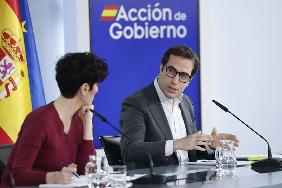 relevo María Jesús Montero Gobierno