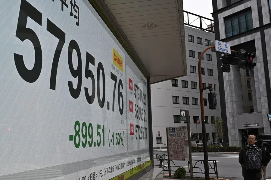 BOLSAS ASIA SE DESPLOMAN