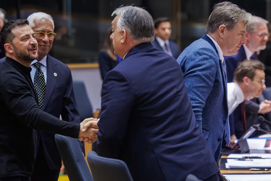 (L-R) Ukraine's President Volodymyr Zelensky, EU Council President Antonio Costa, Hungarian Prime Minister Viktor Orban