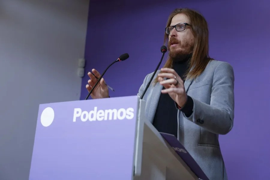 El secretario de Organización y portavoz de Podemos, Pablo Fernández