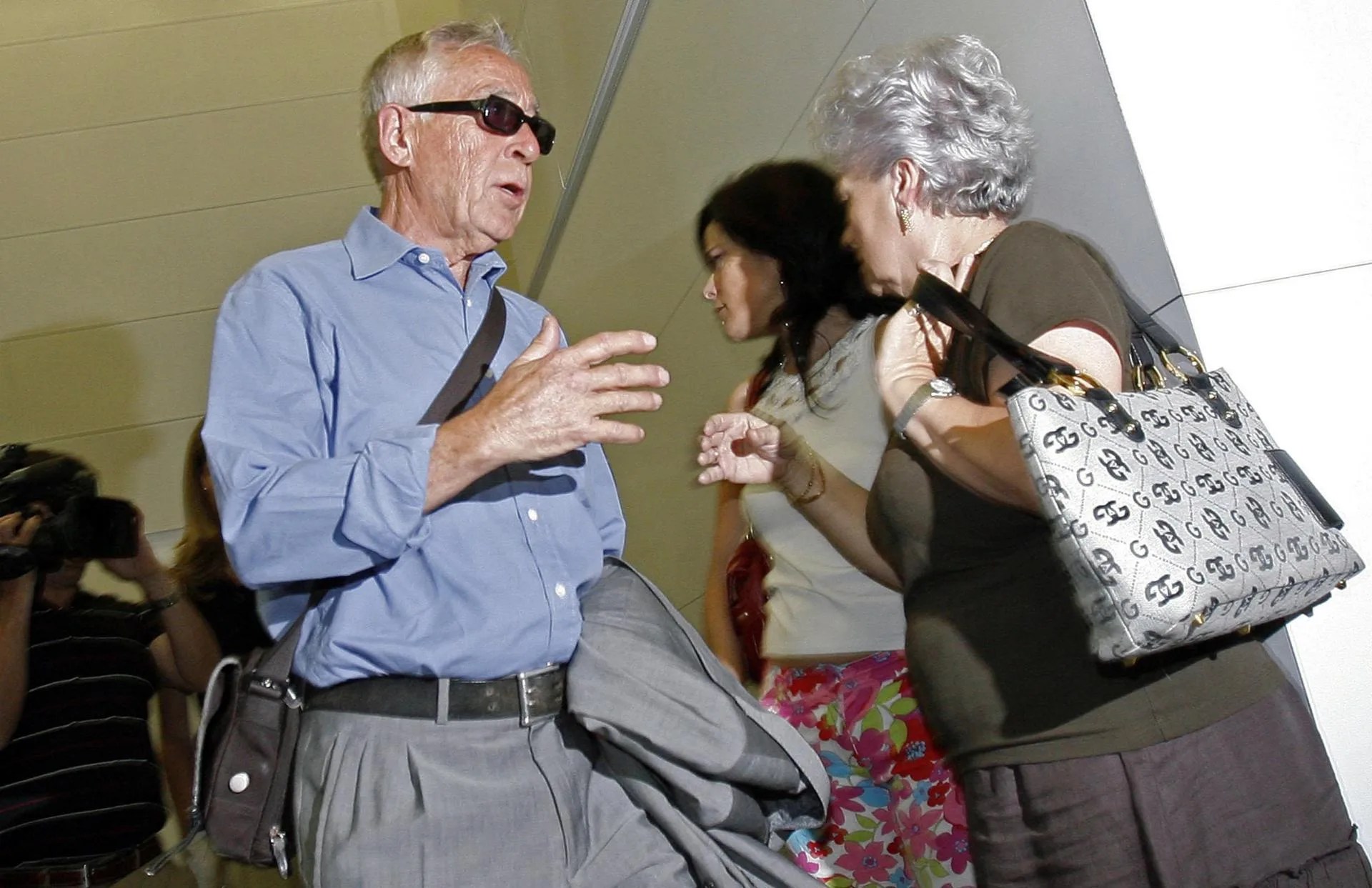 El anestesista Juan Maeso, condenado a 1.933 años de prisión por el contagio masivo de hepatitis C, en los juzgados. EFE/Manuel Bruque
