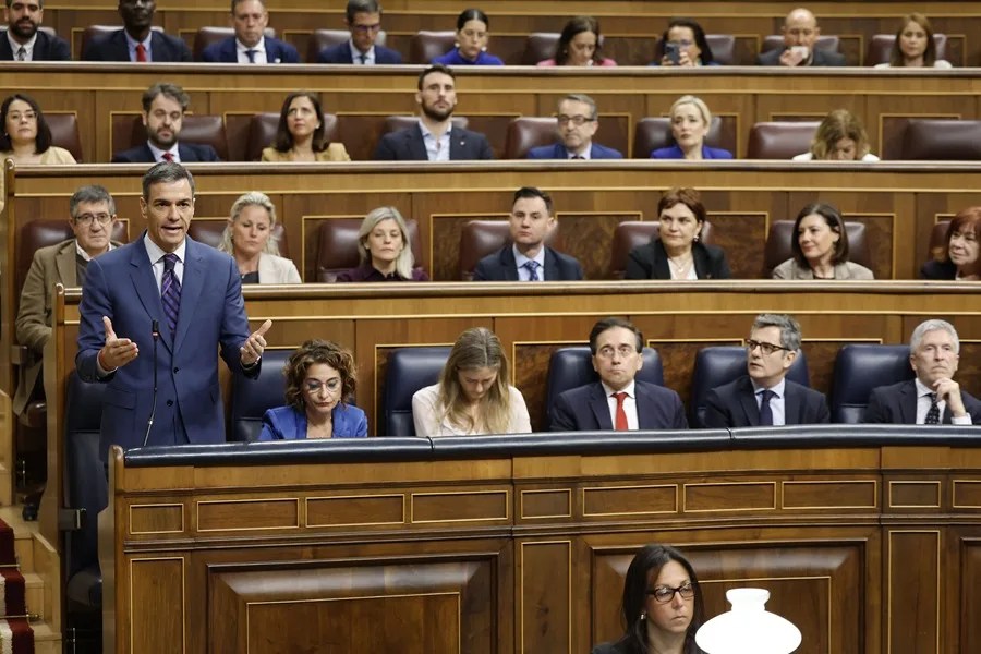 El presidente de Gobierno, Pedro Sánchez, durante su intervención en la sesión de control al Ejecutivo.