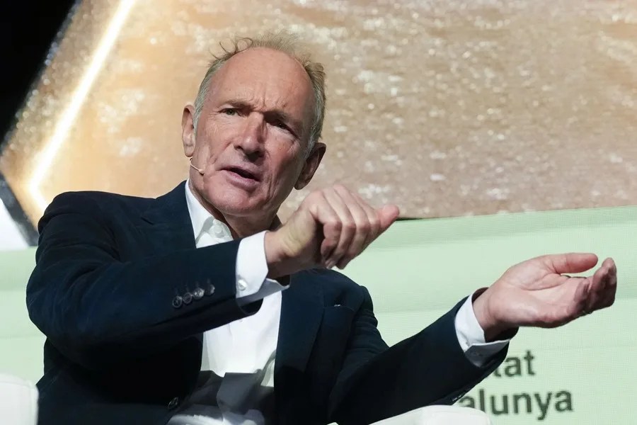 REDES SOCIALES MENORES