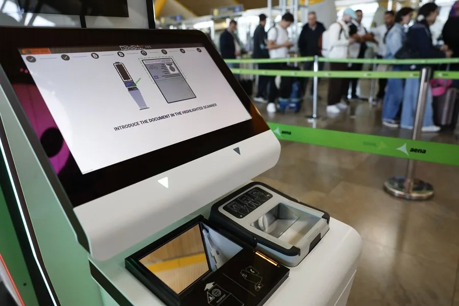 Vista del nuevo sistema de control de fronteras para ciudadanos de países que no pertenecen al Espacio Schengen