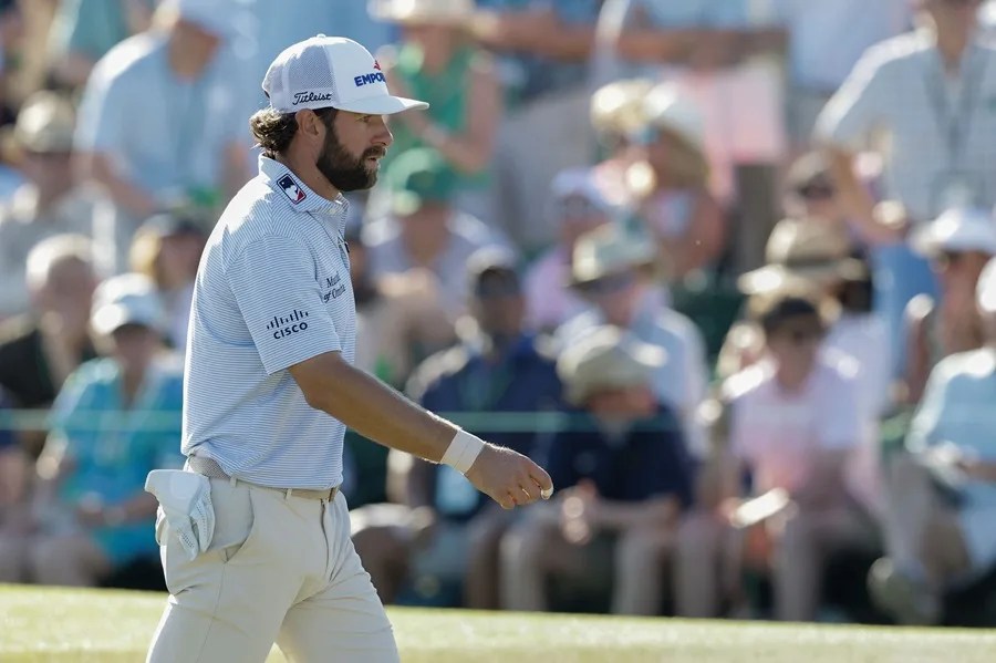 McIlroy dilapida su ventaja y Young lo alcanza en el liderato en Augusta