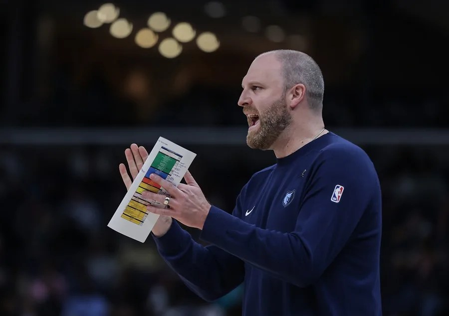 Los Bucks cierran un acuerdo con el técnico Taylor Jenkins