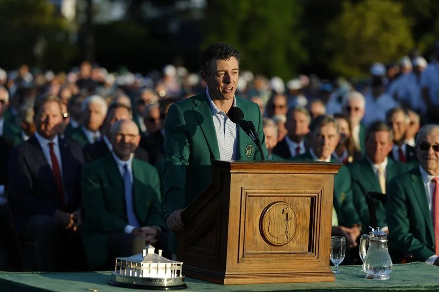 McIlroy resiste el asedio y conquista Augusta por segundo año consecutivo