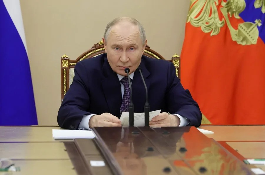 El presidente de Rusia, Vladímir Putin, durante una reunión en el Kremlin, el 28 de abril de 2026.