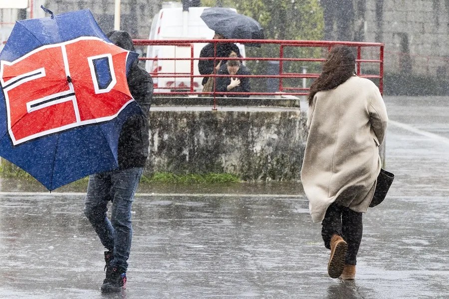 Alertas en 10 comunidades por lluvia y tormentas
