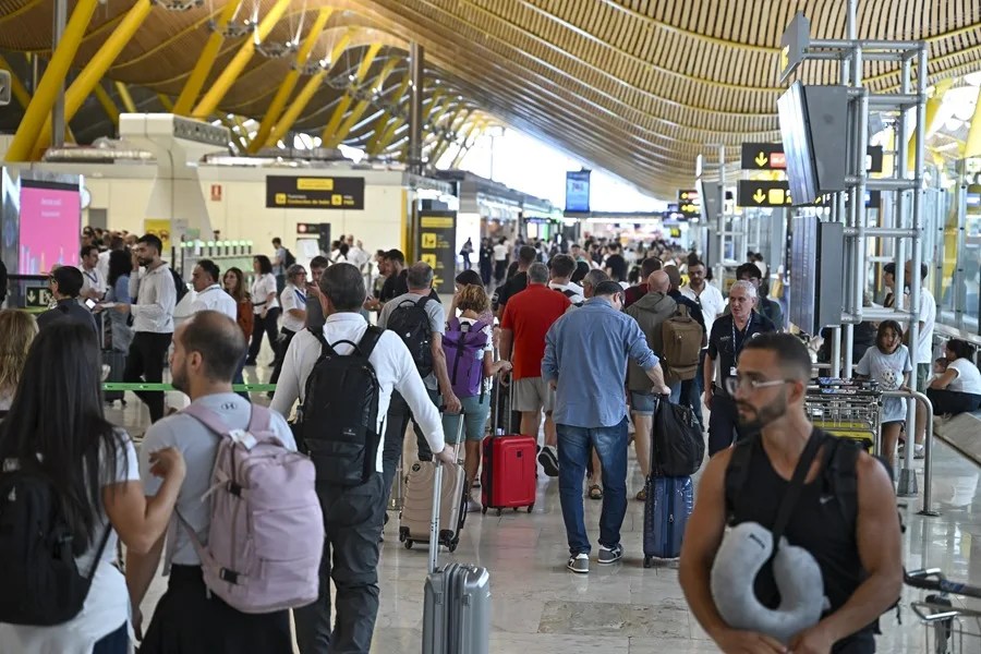 Vista general de la zona de los mostradores de facturación del Aeropuerto de Barajas