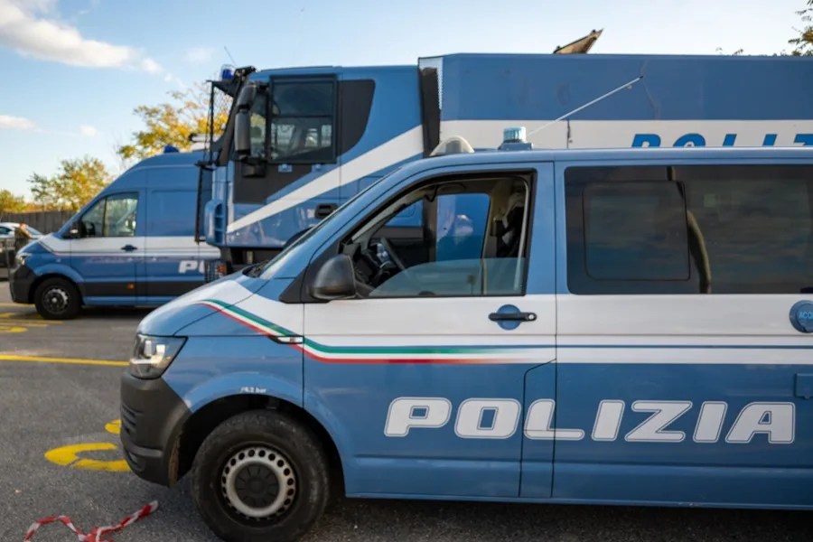 Imagen de archivo de un coche de policía en Italia