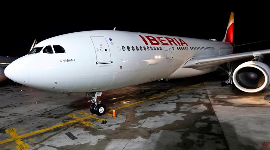 IBERIA SUSPENDE OPERACION CUBA