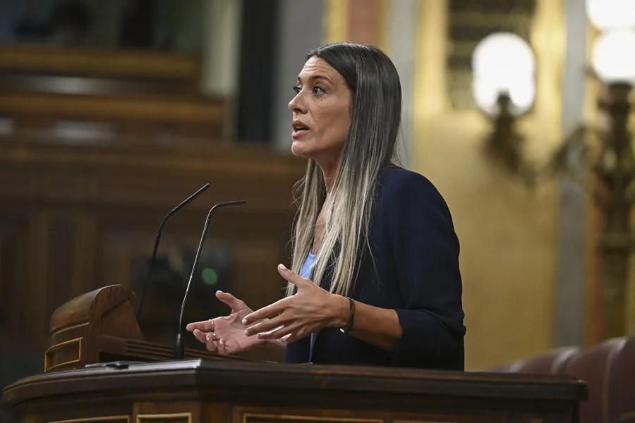 La portavoz parlamentaria de JxCat, Míriam Nogueras,