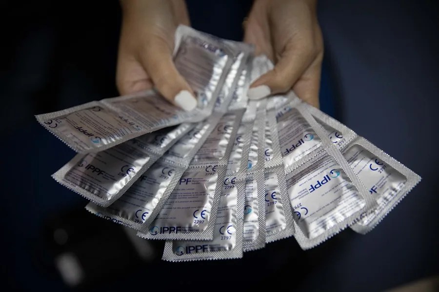 SUBIDA PRECIOS CONDONES POR LA GUERRA