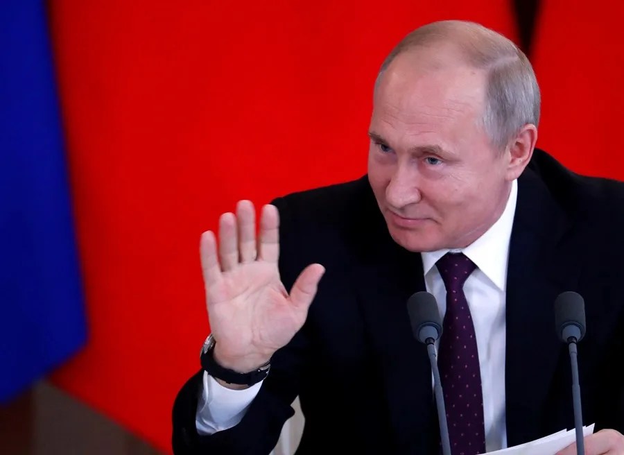 PUTIN ADMITE PIB RUSO CAYO