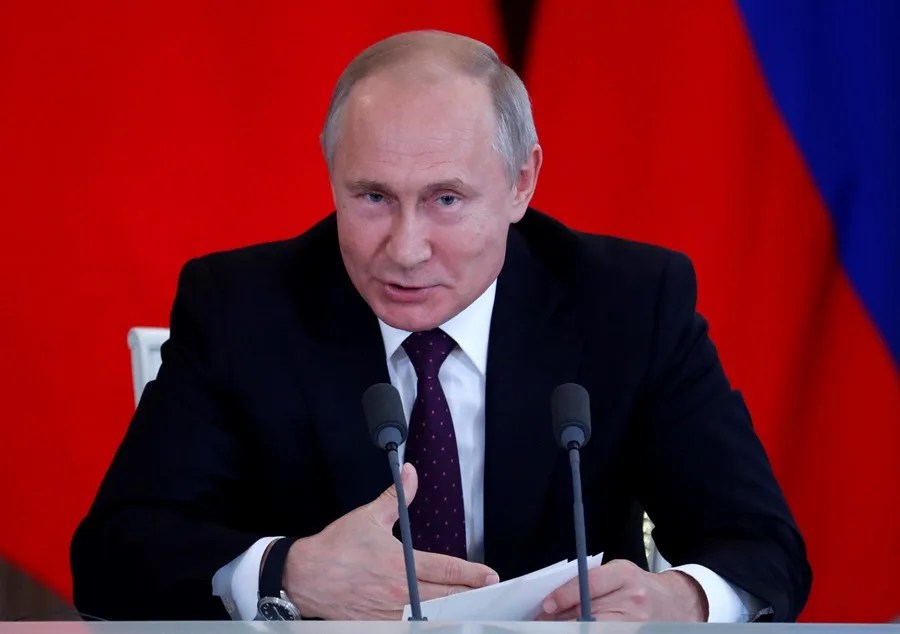 PUTIN ADMITE PIB RUSO CAYO