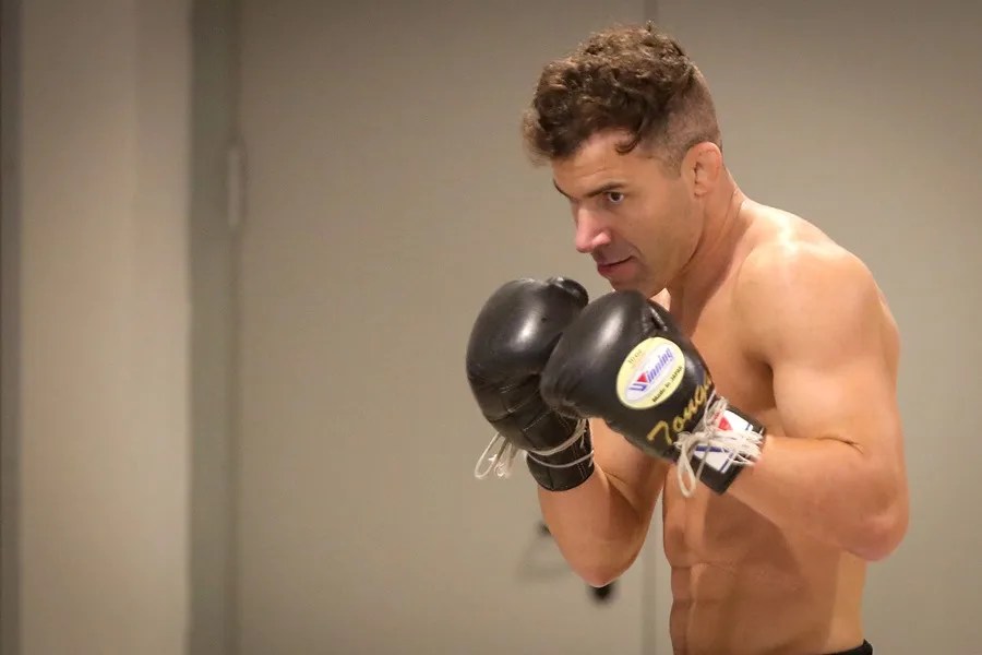 'Tonga' Reyno promete "una guerra" en el desembarco del boxeo a puño limpio en Sudamérica
