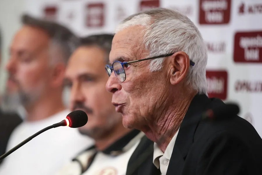 El debut de Héctor Cúper marca el Nacional-Universitario