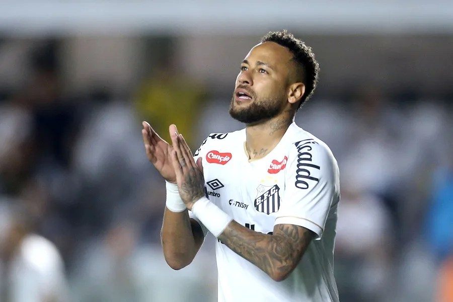 La presencia del astro Neymar anima a los hinchas del fútbol en Paraguay
