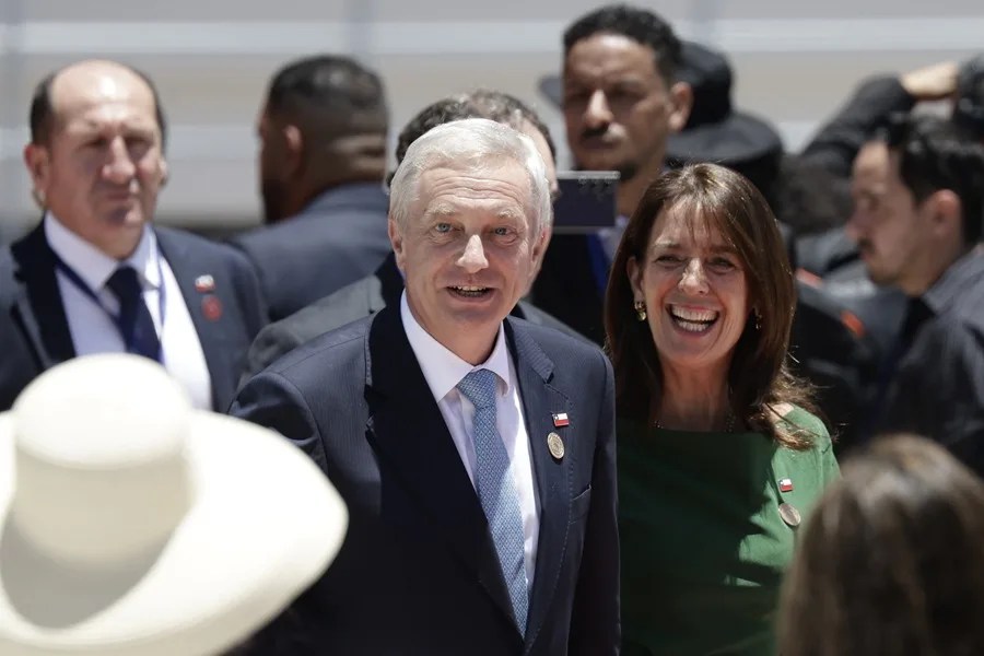 Fotografía de archivo del presidente de Chile, José Antonio Kast, en la ceremonia de investidura de la politóloga Laura Fernández como presidenta de Costa Rica. EFE/ Jeffrey Arguedas