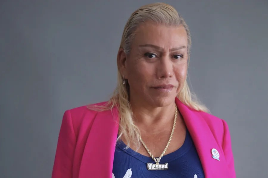 La fundadora de Translatin@ Coalition propone la alegría LGTBI para hacer frente a Trump