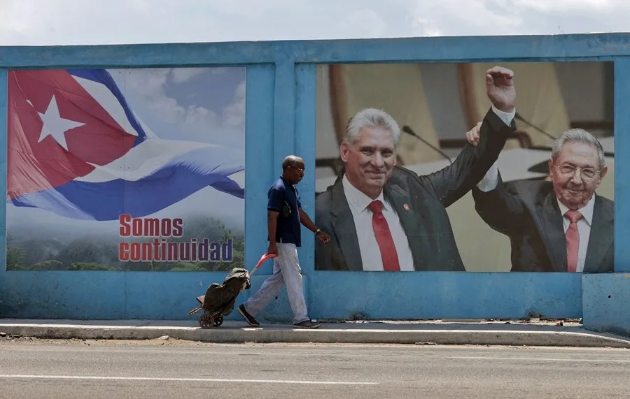 Cuba tacha de "acción política, sin basamento jurídico" la acusación de EE.UU. contra Raúl Castro