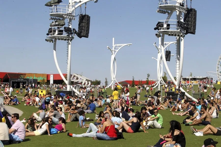 Imagen del público y el ambiente en el macrofestival Rock in Río Madrid