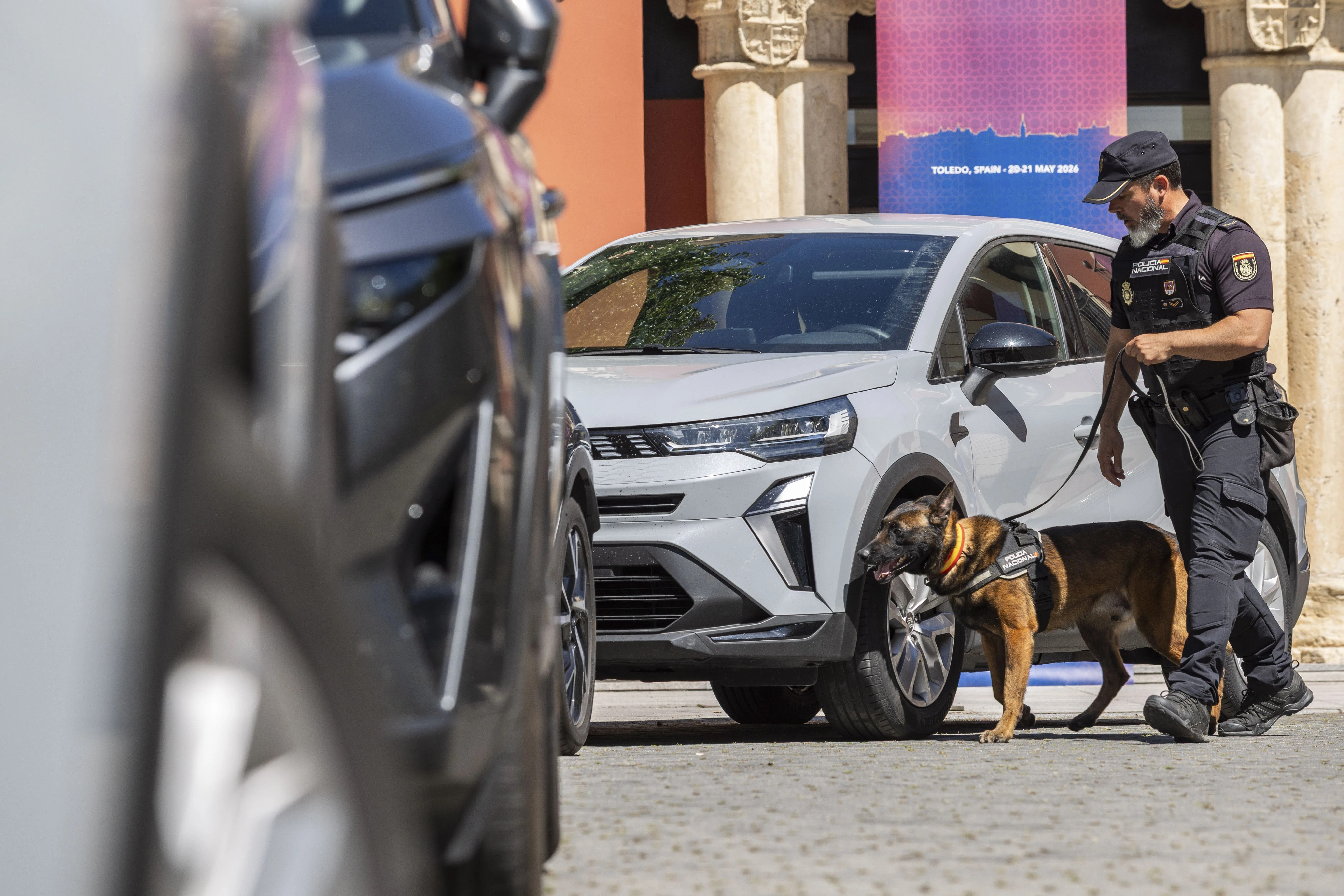 La Policía Nacional ha desplegado un amplio dispositivo de seguridad para blindar Toledo y garantizar el desarrollo con "total normalidad" de la 53 Conferencia Regional Europea de Interpol.