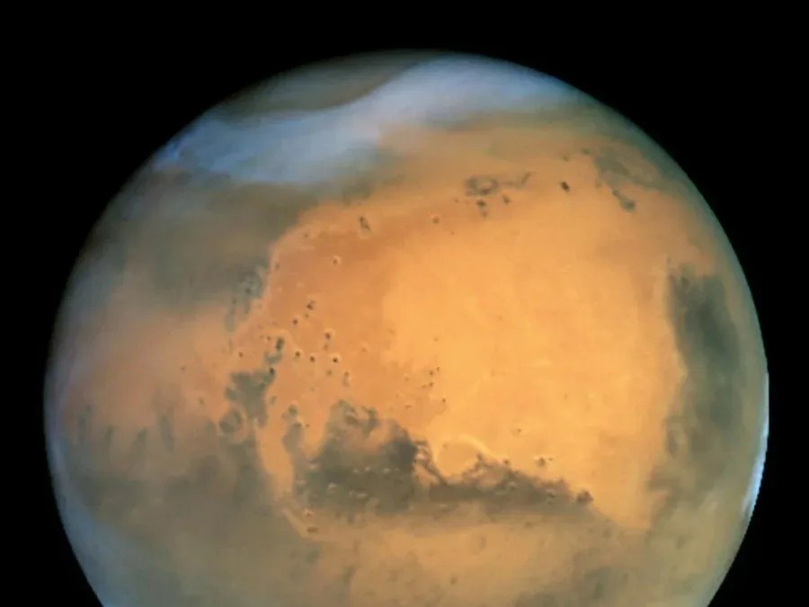 La NASA usa la gravedad de Marte para acelerar una sonda que estudia el origen de la Tierra