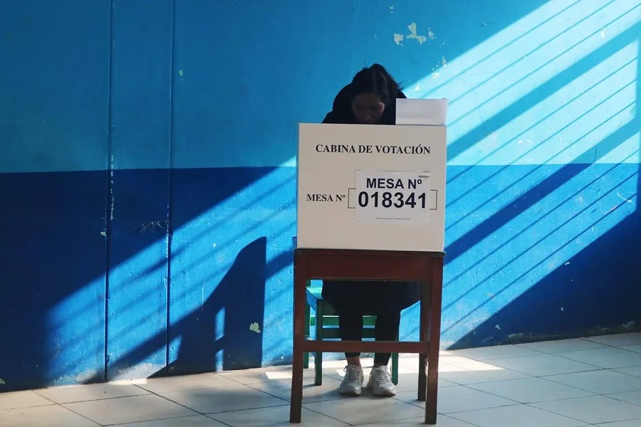 Fujimori y Sánchez están a menos de tres puntos en el último simulacro de votación en Perú