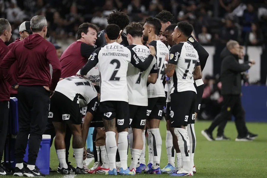 Rivadavia y Corinthians miran a los octavos de final de la Libertadores