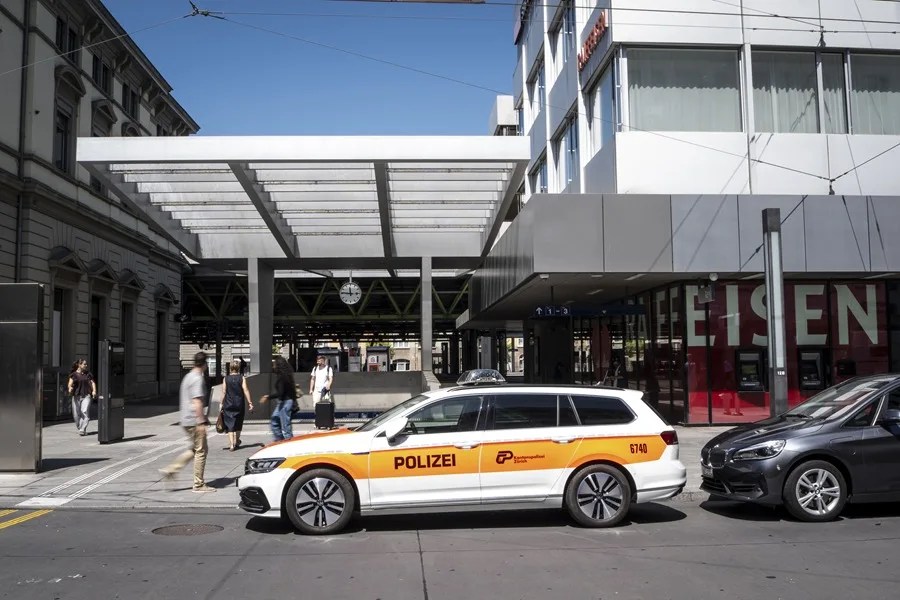 Ataque con arma blanca en una estación de tren en Suiza