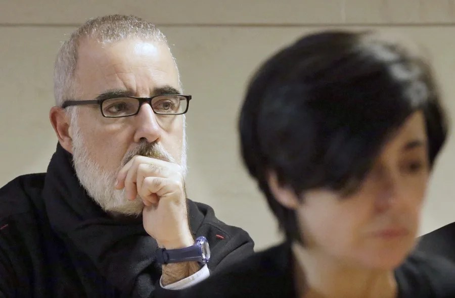 Rosario Porto y Alfonso Basterra, durante el juicio por el asesinato de su hija Asunta.