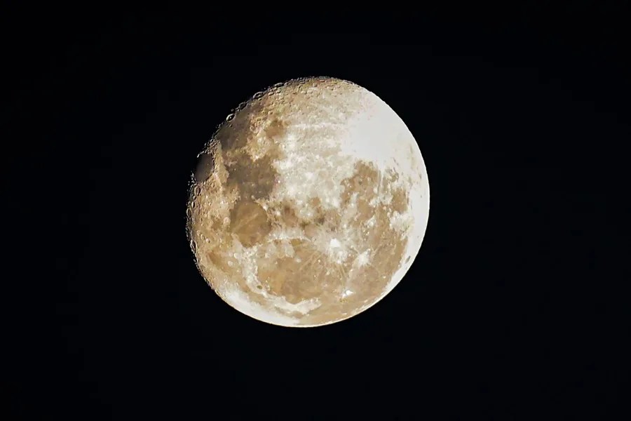 construcción base Luna