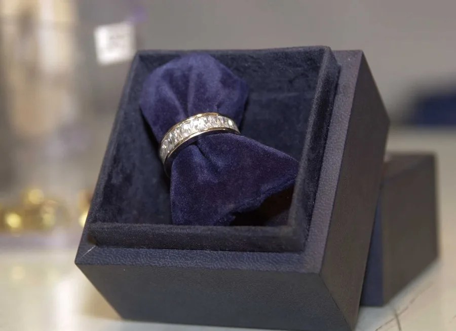 Réplica del anillo de pedida de Letizia Ortiz