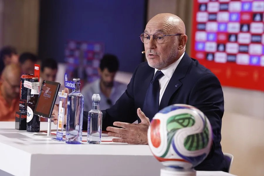 El seleccionador español, Luis de la Fuente, anuncia la lista definitiva de 26 jugadores para el Mundial de 2026