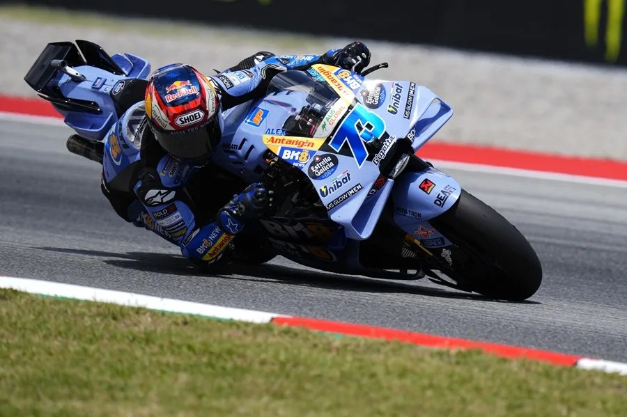 El piloto español de Moto GP Álex Márquez del equipo BK8 Gresini Racing durante la carrera del Gran Premio de Cataluña