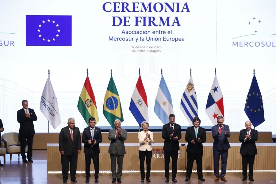 Firma del acuerdo de libre comercio entre la Unión Europea (UE) y los países del Mercosur.