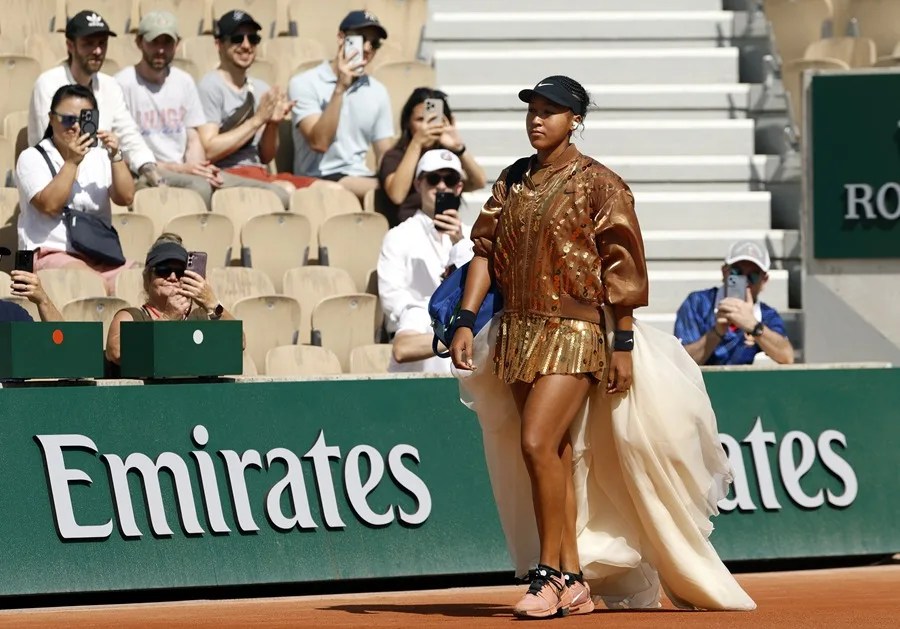 Naomi Osaka, de Japón, llega para su partido de segunda ronda femenina