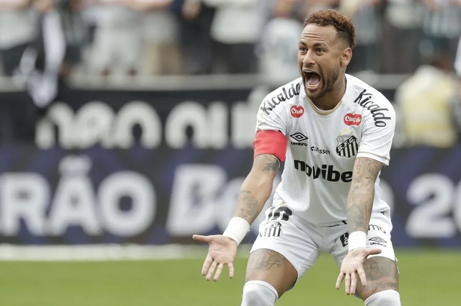 Neymar pierde y se desespera en su último partido antes de la lista de Ancelotti